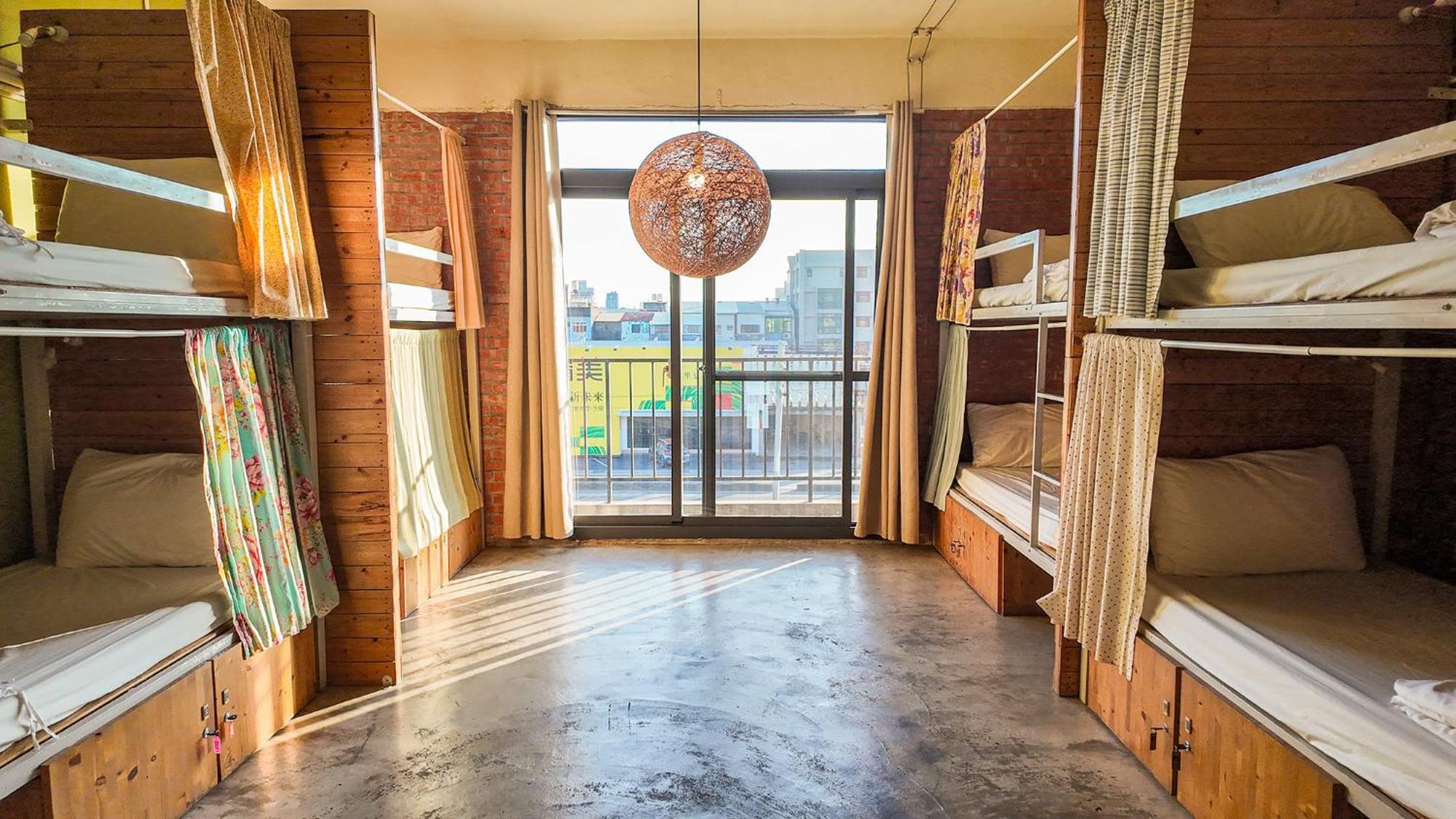 62巷背包客棧 Lane62 Hostel Longjing Dış mekan fotoğraf