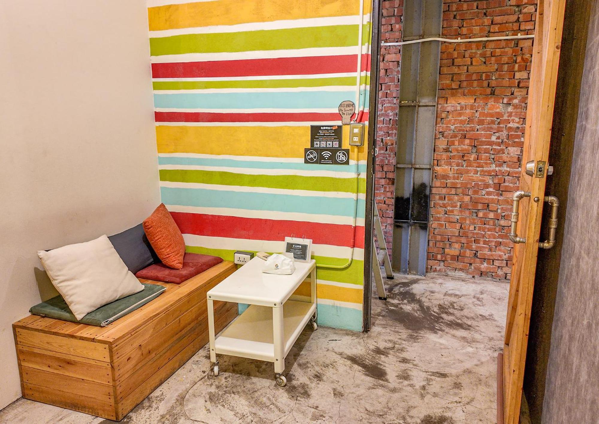 62巷背包客棧 Lane62 Hostel Longjing Dış mekan fotoğraf