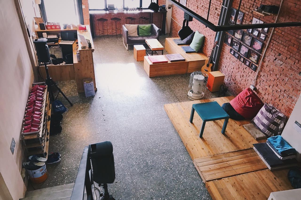 62巷背包客棧 Lane62 Hostel Longjing Dış mekan fotoğraf